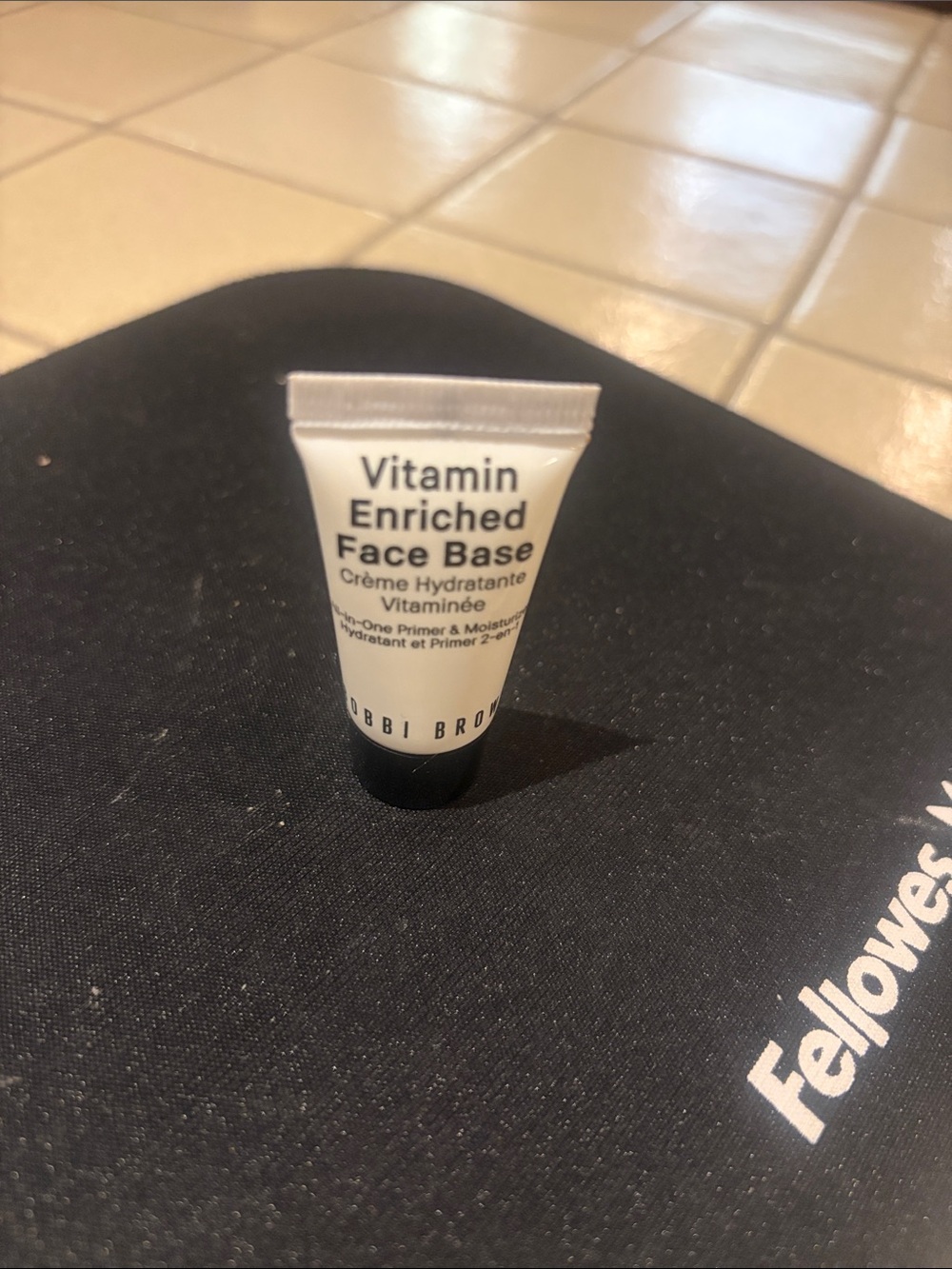 Bobbi Brown vitamin enriched face base nwt